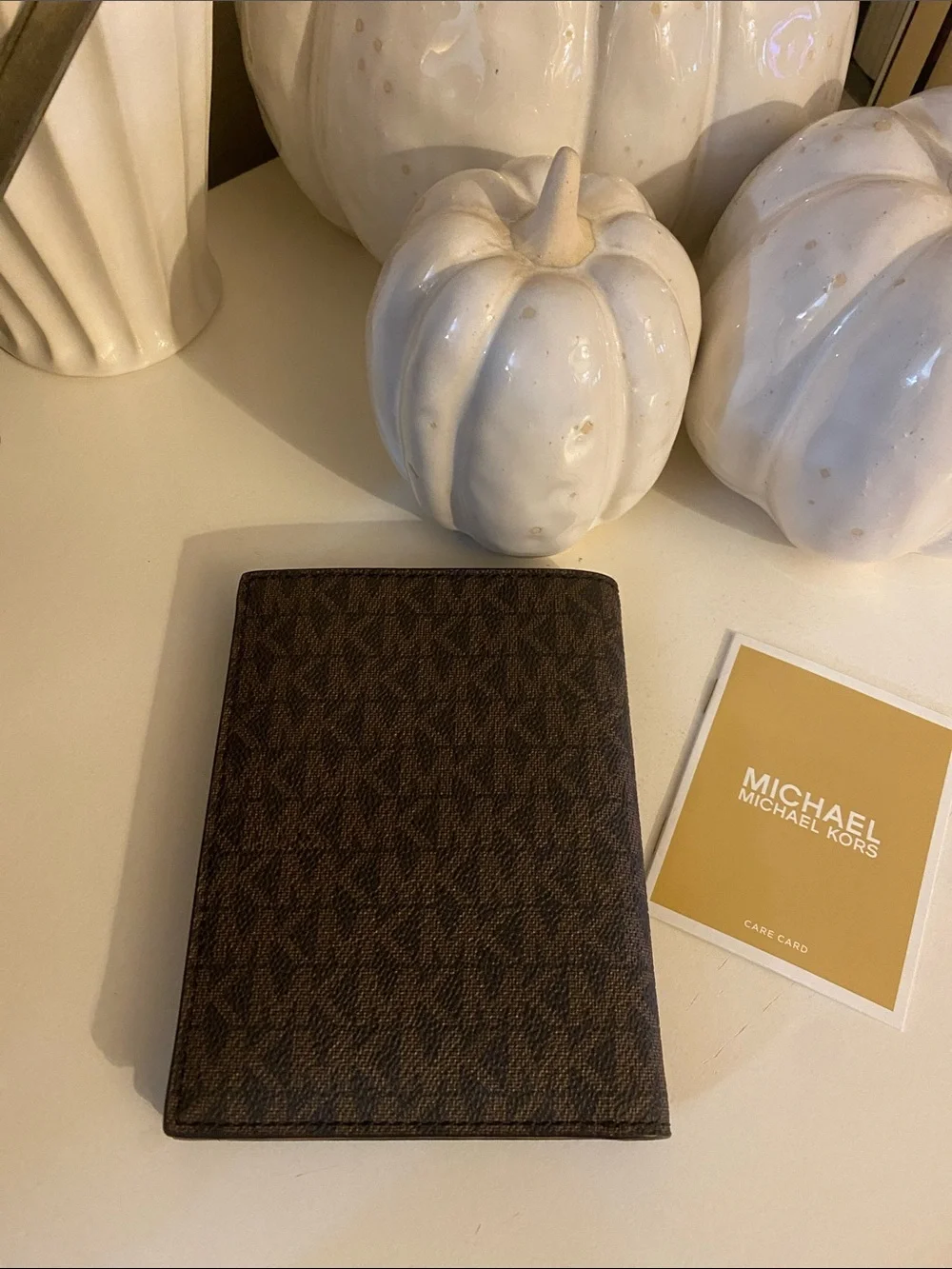 Michael Kors passport holder - BRAND NEW